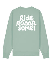 Lade das Bild in den Galerie-Viewer, SWEATER &quot;ROAARSOME&quot;
